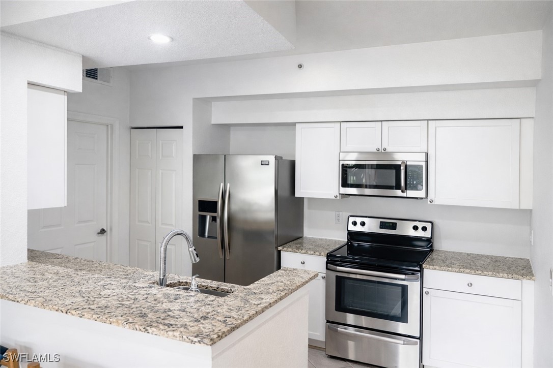 2 Bed Condominium for Sale in St Croix, FL, $250,000 — photo 5