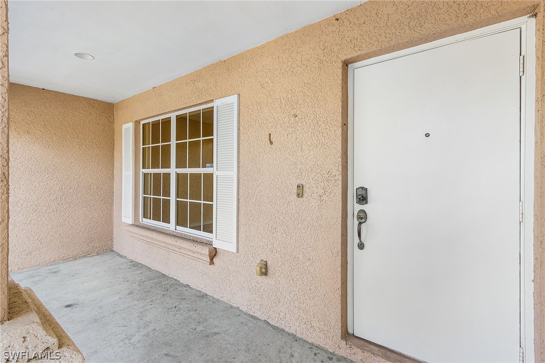 3 Bed SingleFamilyResidence for Sale in Cape Coral, FL — photo 5