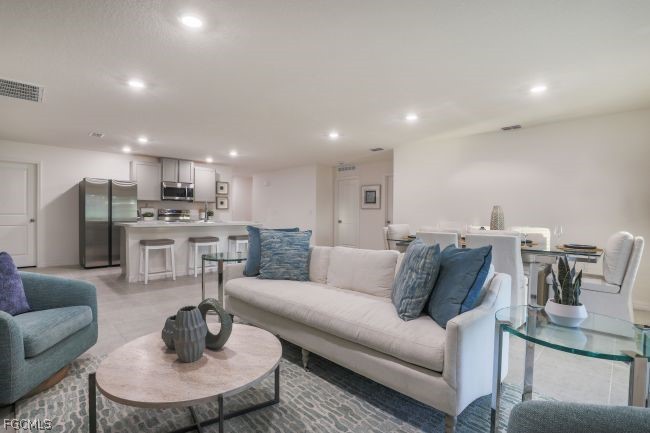 4 Bed SingleFamilyResidence for Sale in Lehigh Acres, photo 5