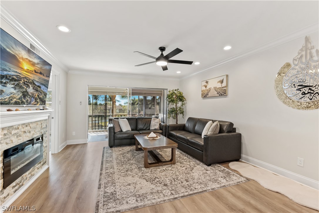 2 Bed Condominium for Sale in Naples, FL, $289,900 — photo 5