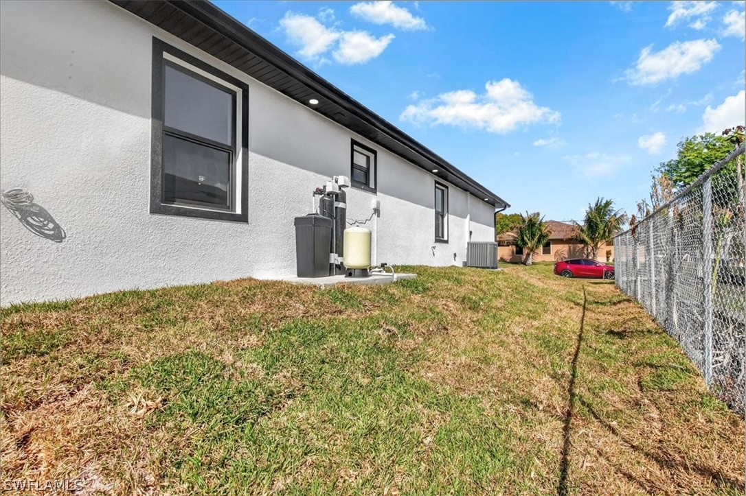 4 Bed SingleFamilyResidence for Sale in Lehigh Acres, photo 5