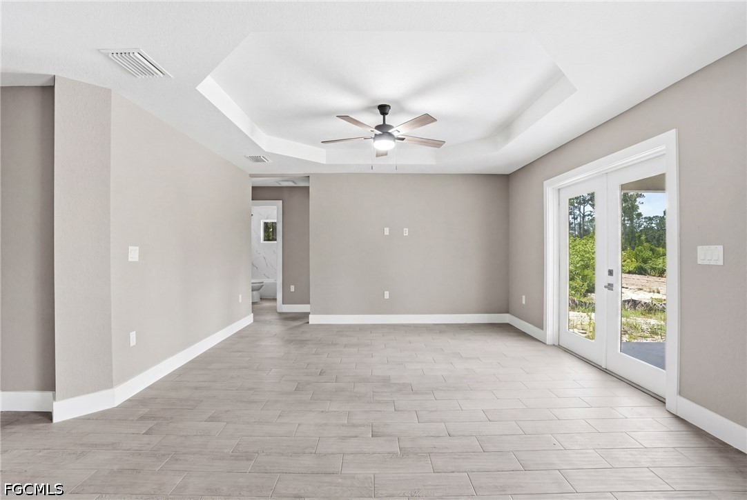 4 Bed SingleFamilyResidence for Sale in Lehigh Acres, photo 5