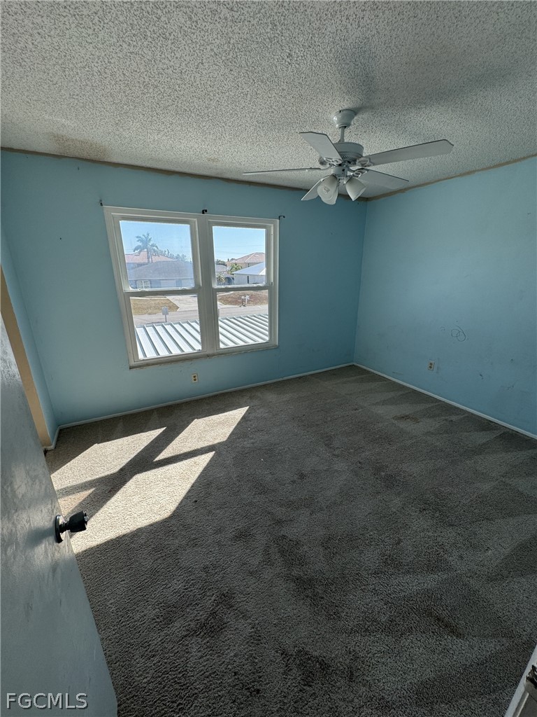 2 Bed Pool Home for Sale in Cape Coral, photo 5