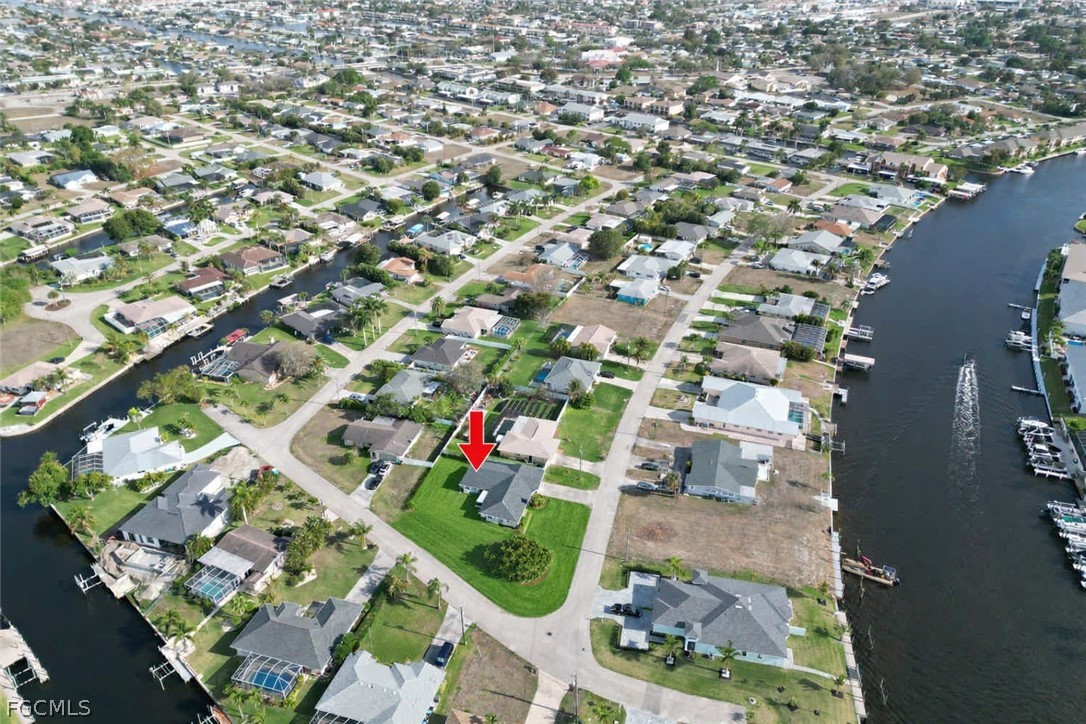 3 Bed SingleFamilyResidence for Sale in Cape Coral, FL — photo 5