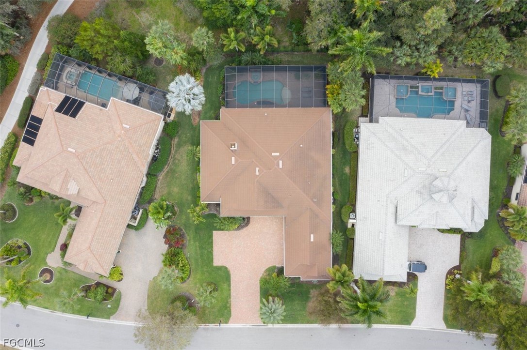 3 Bed Pool Home for Sale in River Point, FL — photo 5