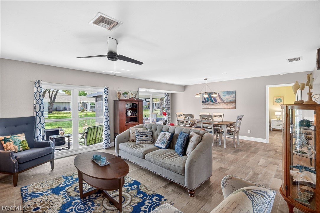 3 Bed Waterfront Home for Sale in Fort Myers, photo 5
