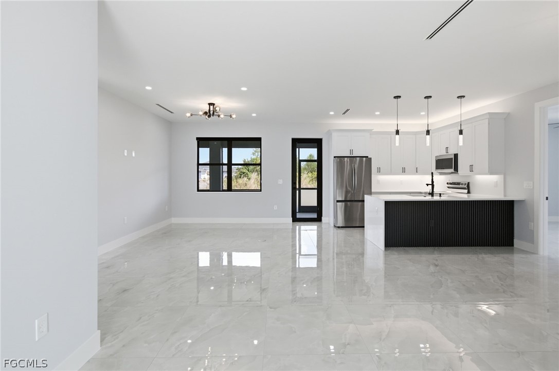 3 Bed SingleFamilyResidence for Sale in Lehigh Acres, FL — photo 5