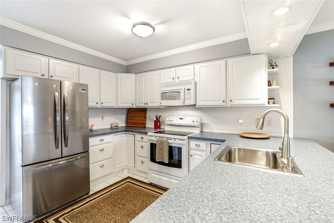 2 Bed Waterfront Home for Sale in Naples, FL, $239,000 — photo 5