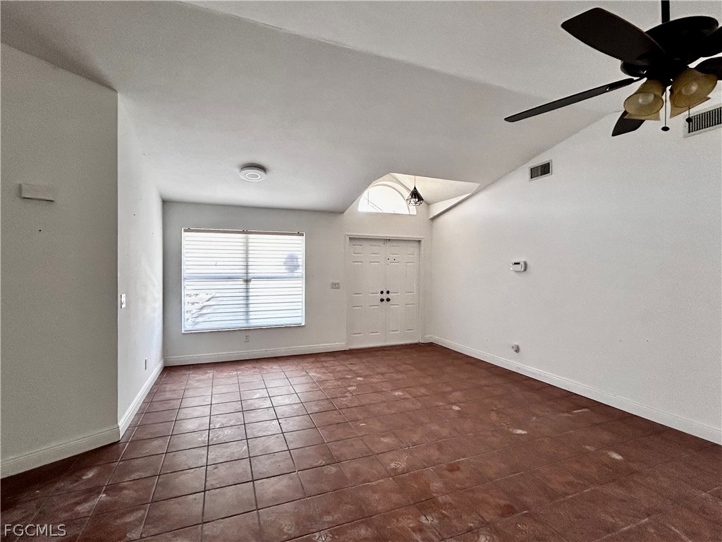 3 Bed SingleFamilyResidence for Sale in Cape Coral, FL — photo 5