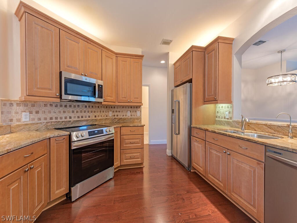2 Bed Waterfront Home for Sale in Naples, photo 5