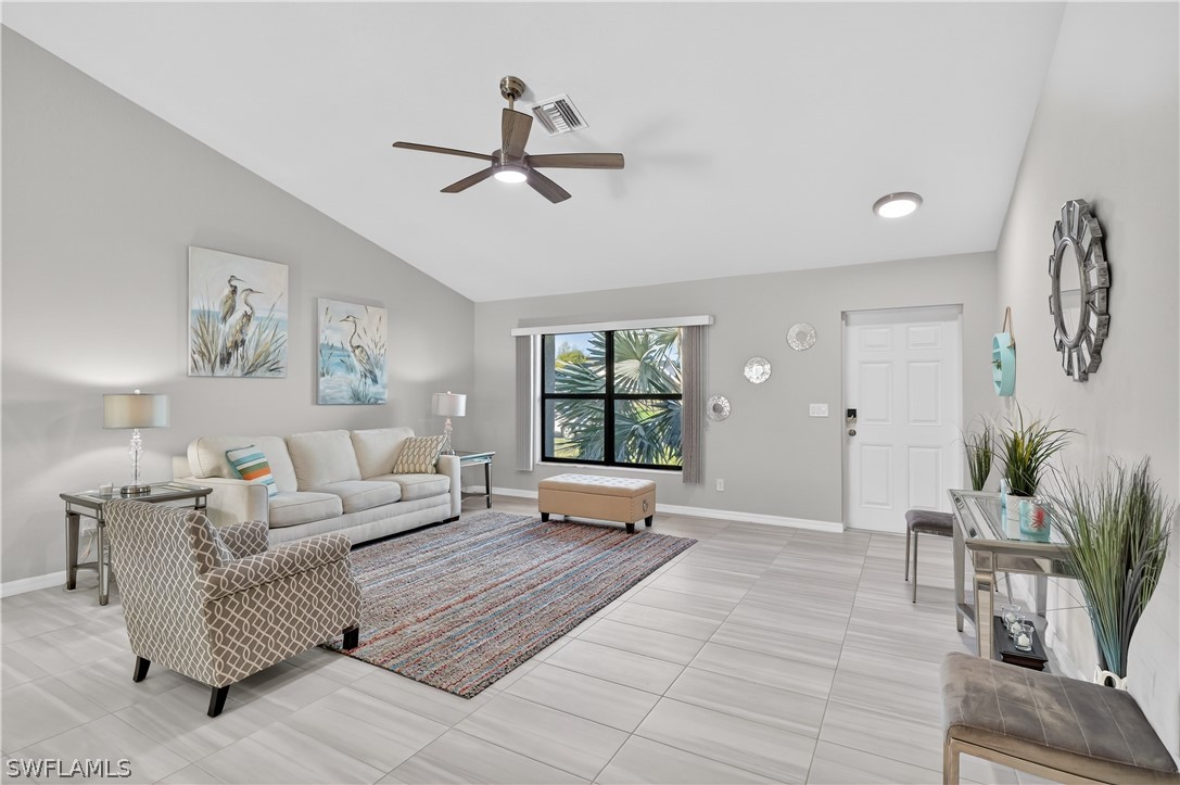 4 Bed Waterfront Home for Sale in Cape Coral, photo 5