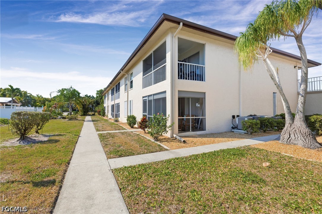 2 Bed Condominium for Sale in Fort Myers, photo 5