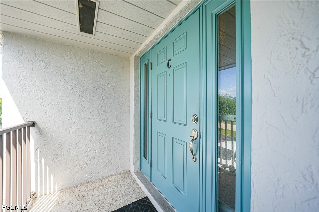 2 Bed Waterfront Home for Sale in Punta Gorda, FL, $269,000 — photo 5