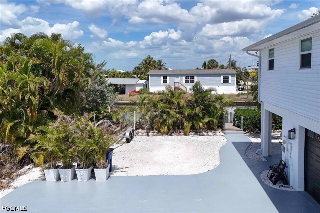 3 Bed Waterfront Home for Sale in Buttonwood Key, FL — photo 5