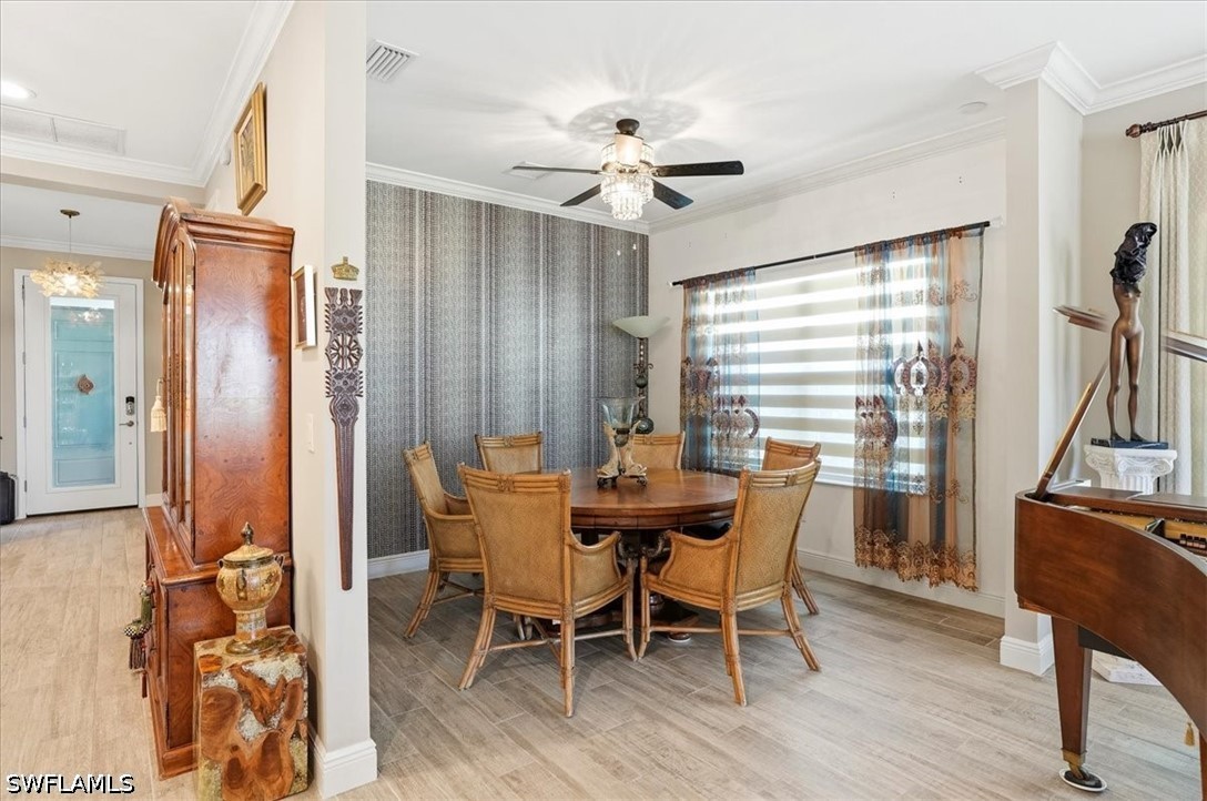 3 Bed Waterfront Home for Sale in Naples, photo 5