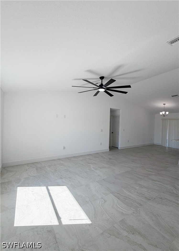 3 Bed SingleFamilyResidence for Sale in Southwood, photo 5