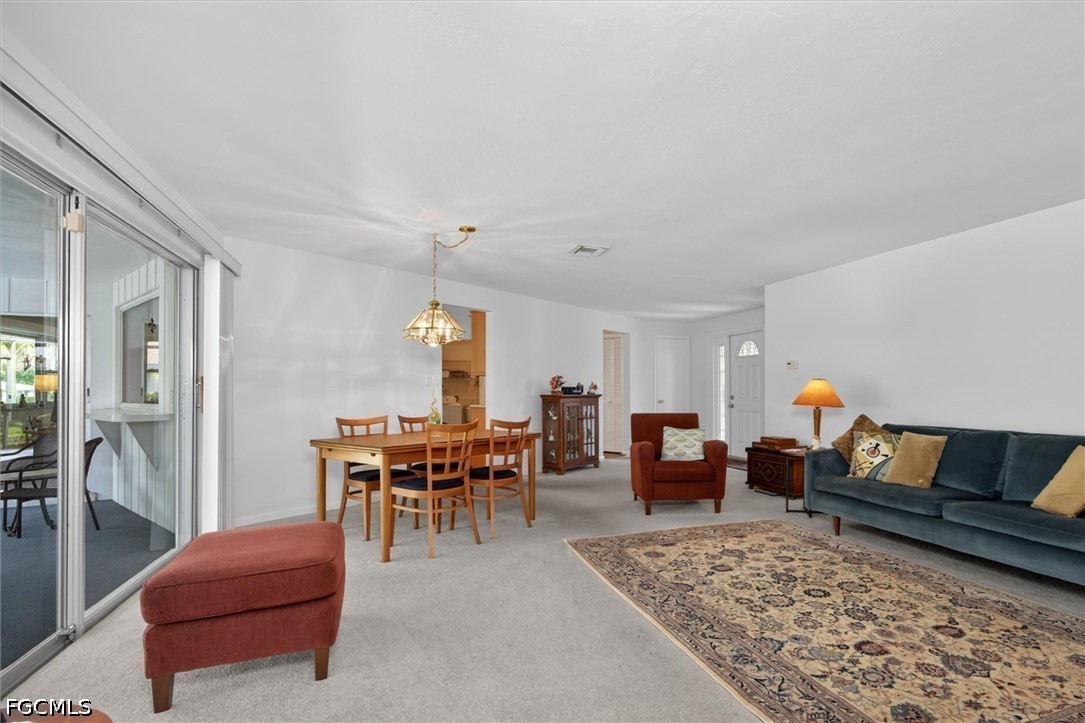 4 Bed SingleFamilyResidence for Sale in Tanglewood, FL — photo 5