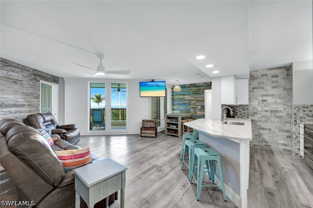 2 Bed Waterfront Home for Sale in Marco Island, photo 5