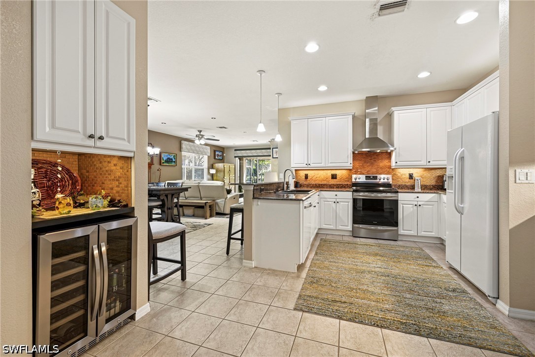 2 Bed Attached for Sale in Bella Terra, FL — photo 5