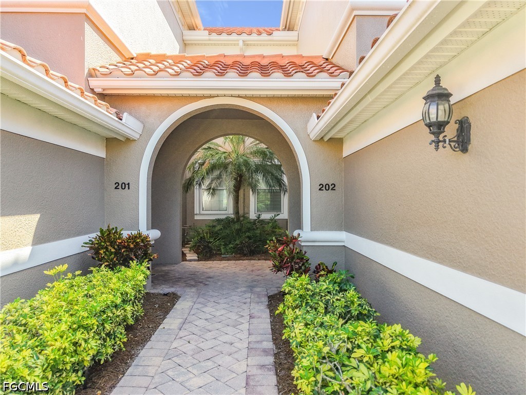 3 Bed Waterfront Home for Sale in Somerset, FL, $465,000 — photo 5
