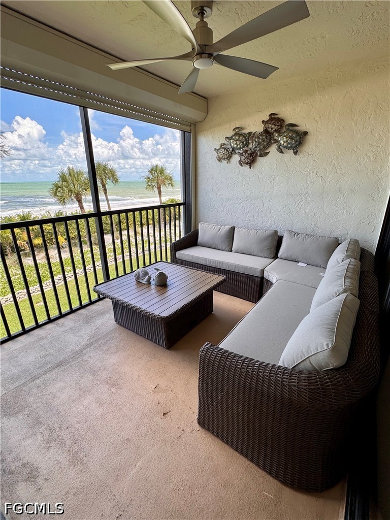 2 Bed Waterfront Home for Sale in Bayshores, photo 5