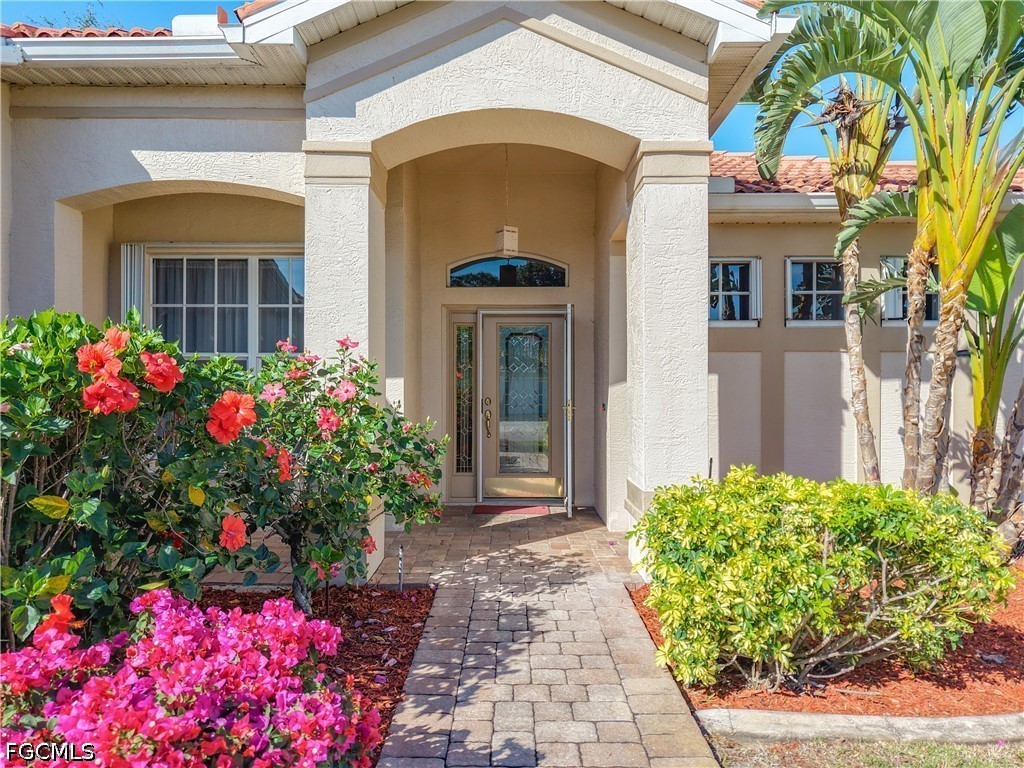 3 Bed SingleFamilyResidence for Sale in North Fort Myers, FL — photo 5