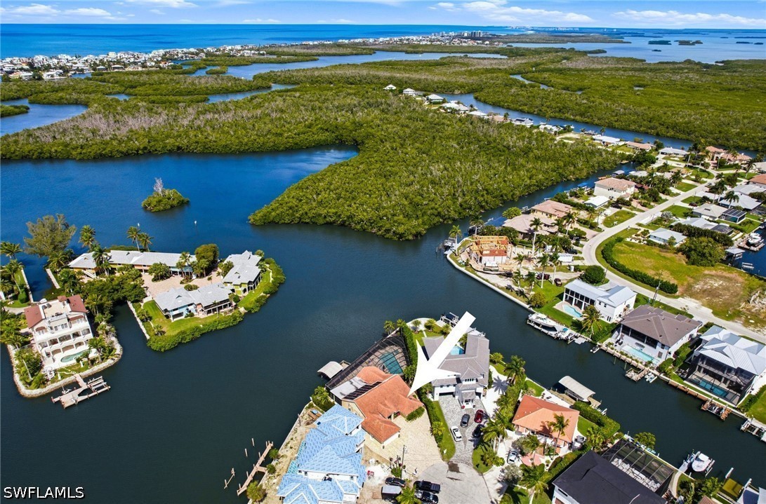 3 Bed Pool Home for Sale in Imperial Shores, photo 5