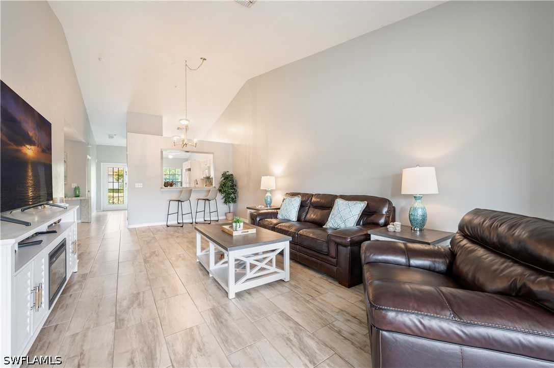3 Bed Waterfront Home for Sale in Dover Parc, photo 5
