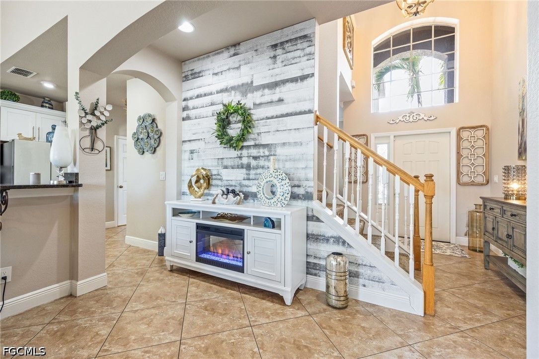 4 Bed SingleFamilyResidence for Sale in Cypress Cay, FL — photo 5