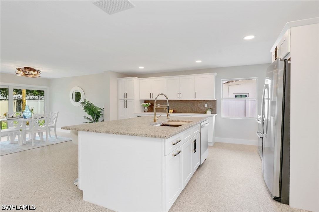 3 Bed SingleFamilyResidence for Sale in Cape Coral, FL — photo 5