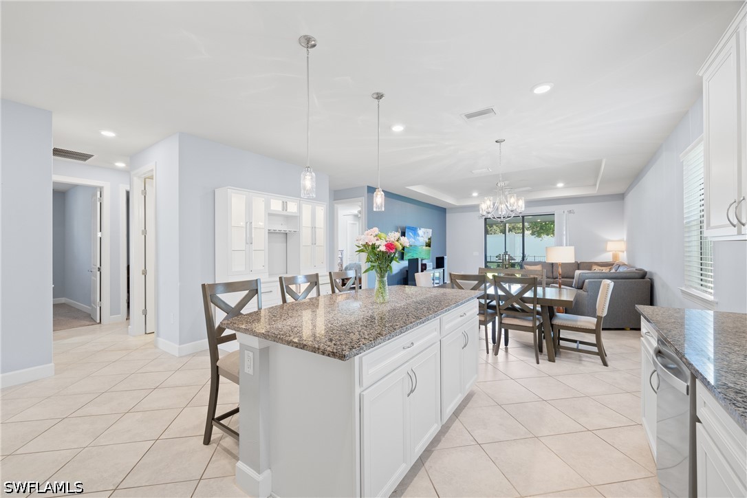 3 Bed SingleFamilyResidence for Sale in Westbrook, photo 5