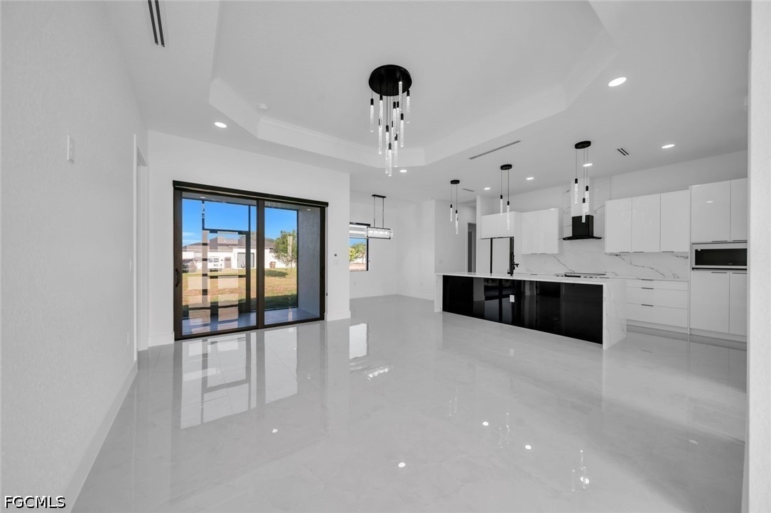 3 Bed SingleFamilyResidence for Sale in Lehigh Acres, photo 5