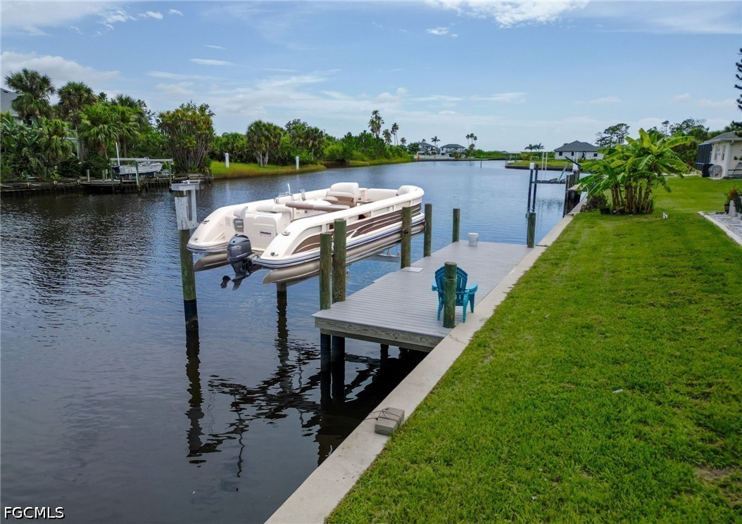 4 Bed Pool Home for Sale in Port Charlotte, photo 5