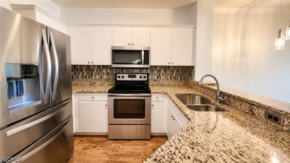 2 Bed Townhouse for Sale in Olympia Pointe, FL, $169,900 — photo 5