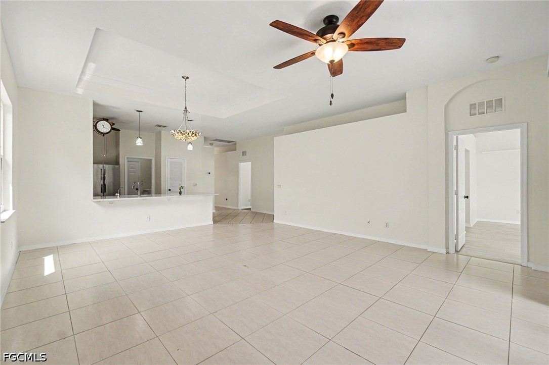 3 Bed Waterfront Home for Sale in Coral Lakes, photo 5