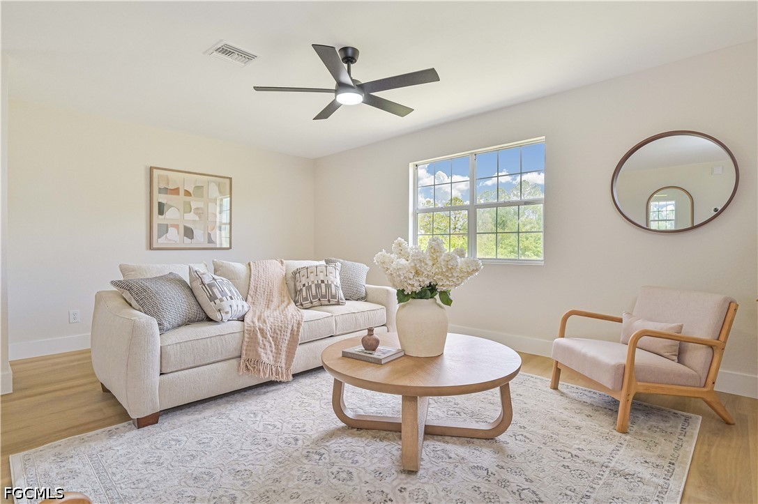 4 Bed Waterfront Home for Sale in Lehigh Acres, photo 5