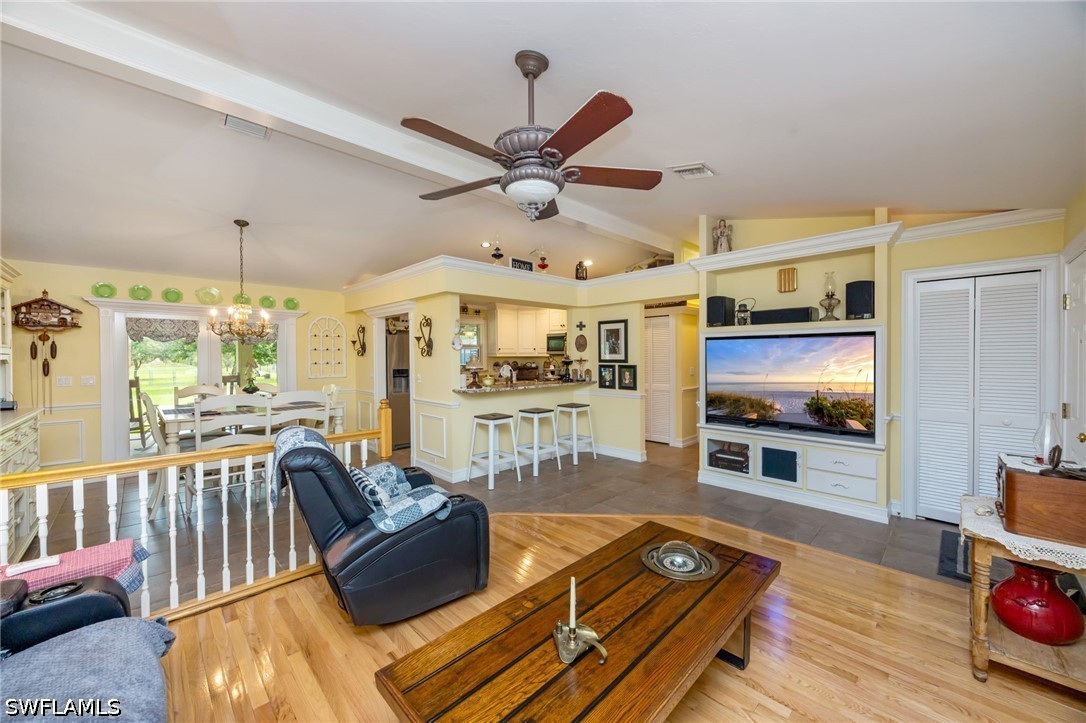 3 Bed SingleFamilyResidence for Sale in Naples, photo 5