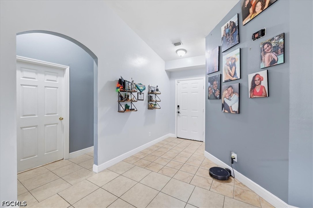 3 Bed SingleFamilyResidence for Sale in Lehigh Acres, FL — photo 5