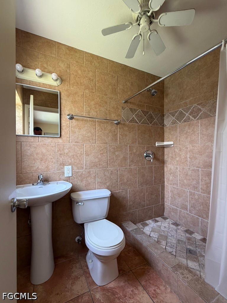 2 Bed Waterfront Home for Sale in Cape Coral, FL, $1,775 — photo 5