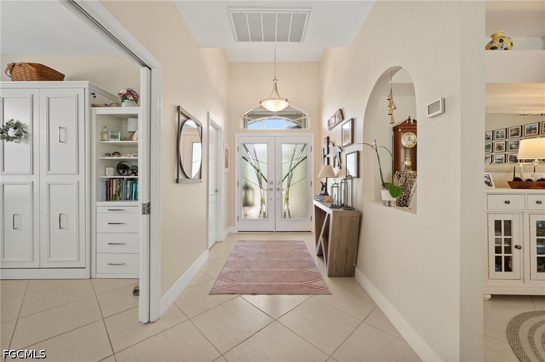 3 Bed Pool Home for Sale in Fort Myers, photo 5