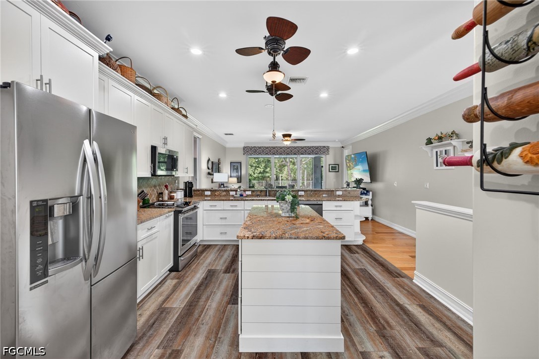 4 Bed SingleFamilyResidence for Sale in Silverlakes, photo 5