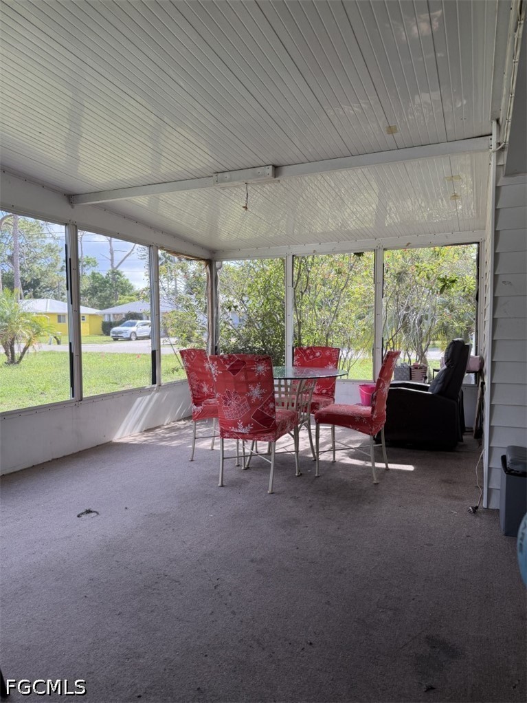 3 Bed SingleFamilyResidence for Sale in Fort Myers, photo 5