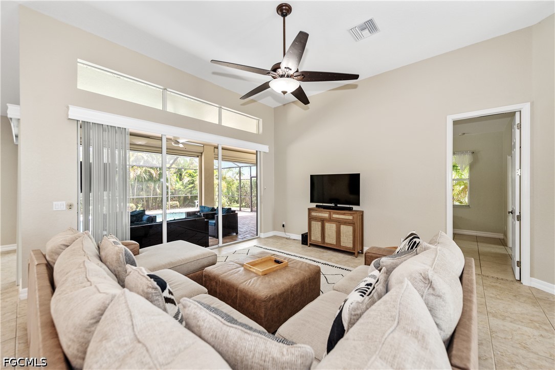 4 Bed Pool Home for Sale in Cape Coral, photo 5