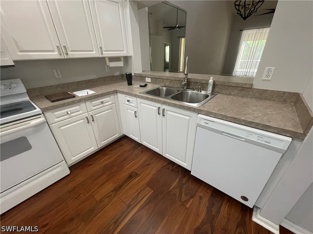 3 Bed Attached for Sale in Naples, photo 5