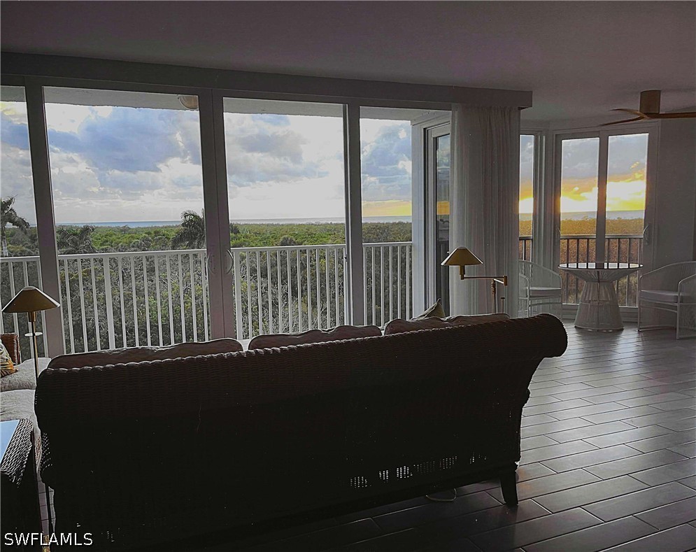 2 Bed Waterfront Home for Sale in St Lucia, photo 5