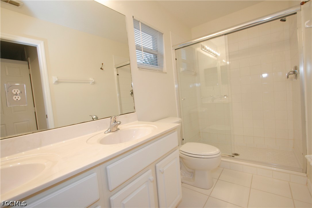 2 Bed Townhouse for Sale in Cypress Landing, photo 5