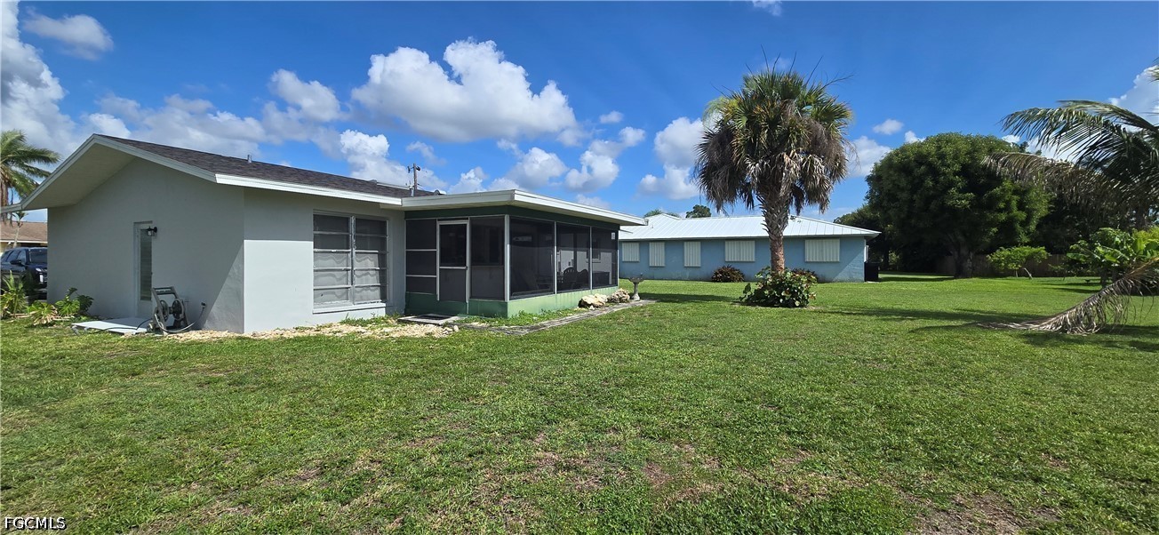2 Bed SingleFamilyResidence for Sale in Cape Coral, photo 5