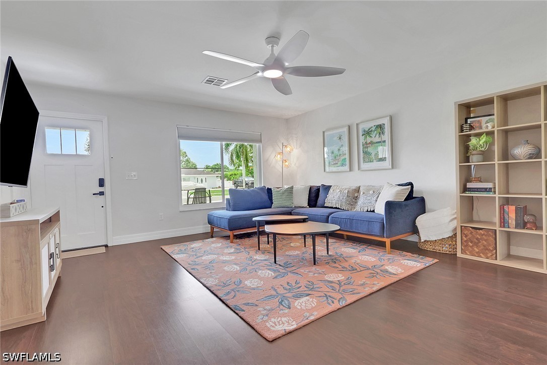 2 Bed SingleFamilyResidence for Sale in Naples, FL, $445,000 — photo 5