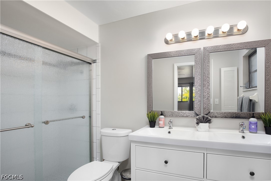 3 Bed Pool Home for Sale in Cape Coral, photo 5