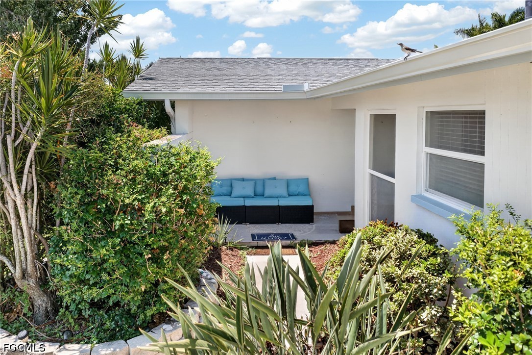3 Bed Pool Home for Sale in Cape Coral, photo 5